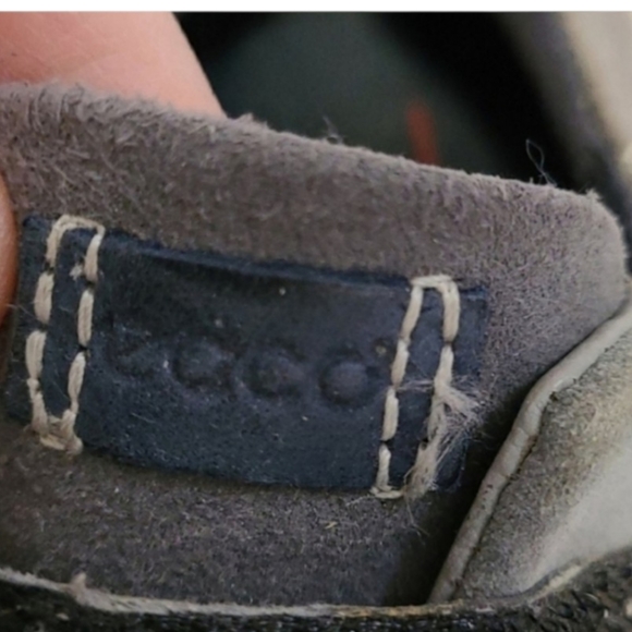 Ecco Childrens Grey blue Leather velcro Sneaker hiking shoes EU 28 USA 11 C - Picture 7 of 16